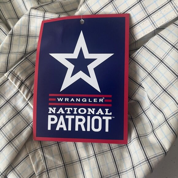 Wrangler National Patriot Button Front Shirt Mens XL New Military Patriotic - Picture 12 of 12
